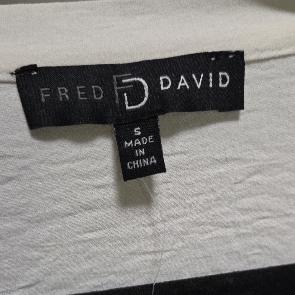 Fred David White Women's Blouse with Tie Detail - Picture 2 of 3